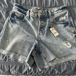 New with tags boyfriend shorts from express size 0